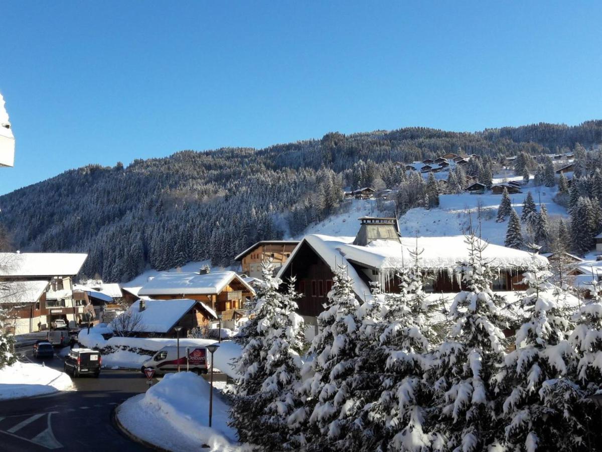 Duplex 3 Pieces Aux Gets, Proche Pistes Avec Parking Et Wifi - Fr-1-598-23 Apartment Les Gets Bagian luar foto