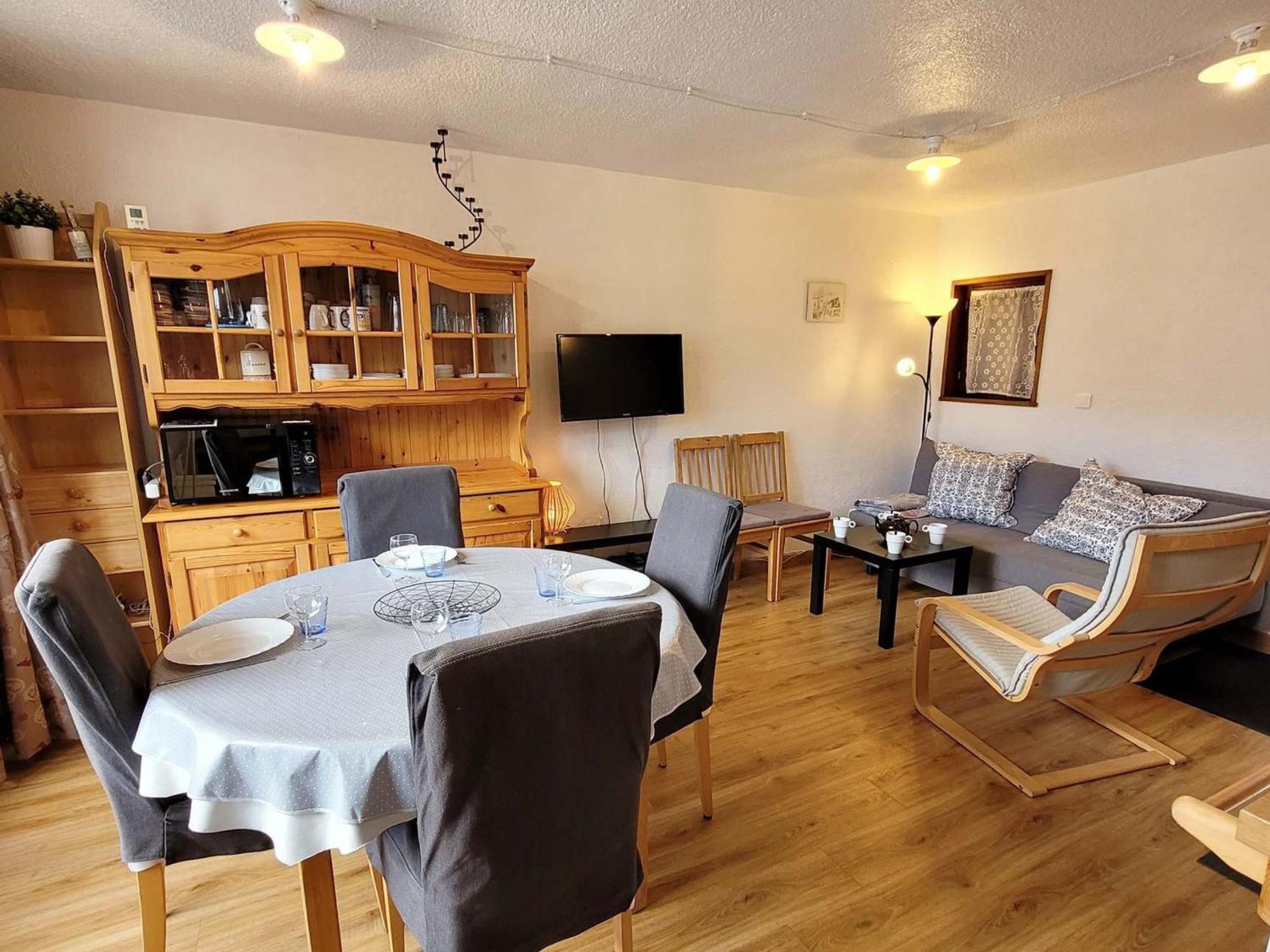 Duplex 3 Pieces Aux Gets, Proche Pistes Avec Parking Et Wifi - Fr-1-598-23 Apartment Les Gets Bagian luar foto